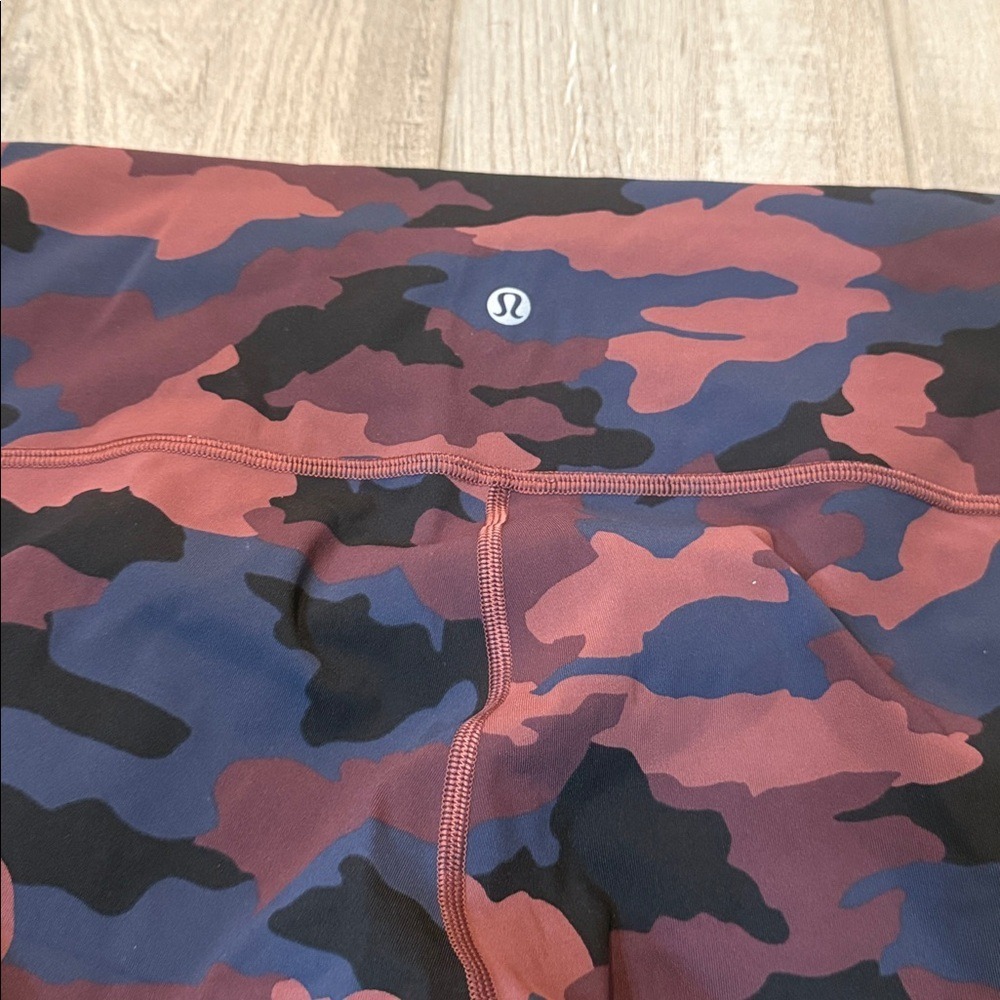 Lululemon Wunder Under High-Rise Tight 28" *Full-On Luxtreme Camo Size 14 - Picture 8 of 9